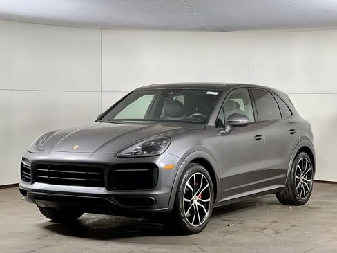 Certified 2023 Porsche Cayenne GTS image 1