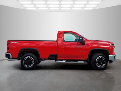 Used 2025 Chevrolet Silverado 3500 LT AWD/4WD image 4
