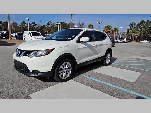 Used 2018 Nissan Rogue Sport S w/ S Appearance Package image 23