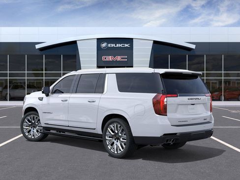 New 2026 GMC Yukon XL Denali Ultimate AWD/4WD image 3