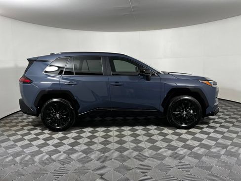 Used 2026 Toyota RAV4 SE AWD/4WD image 4