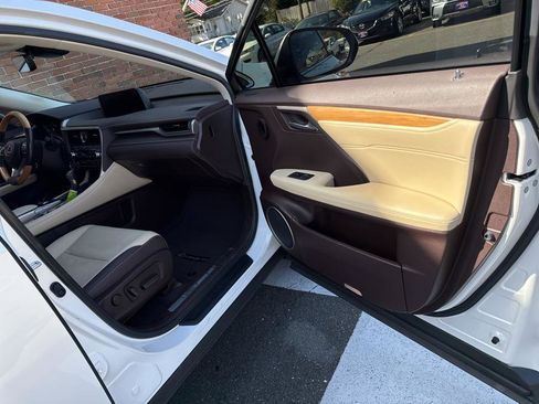 Used 2018 Lexus RX 350L AWD image 31