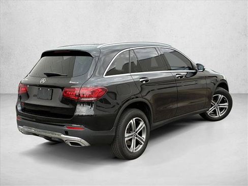 Used 2020 Mercedes-Benz GLC 300 4MATIC image 5