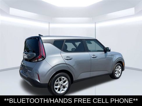Used 2025 Kia Soul S FWD image 5