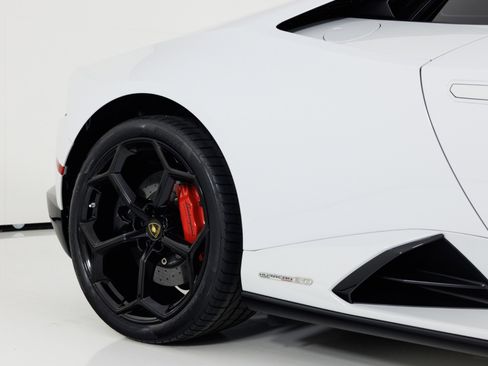 Used 2020 Lamborghini Huracan EVO AWD/4WD image 69