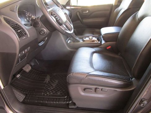 Used 2024 INFINITI QX80 Luxe RWD image 23