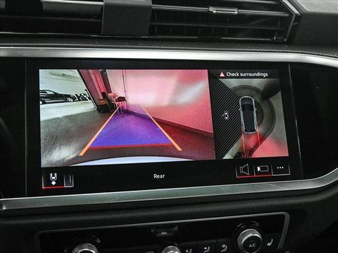 Certified 2025 Audi Q3 2.0T Premium Plus w/ Premium Plus Package image 14