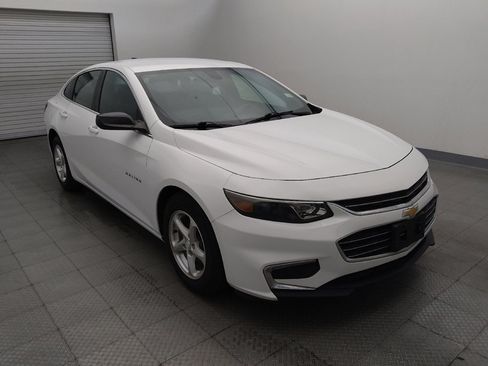 Used 2018 Chevrolet Malibu LS FWD image 13