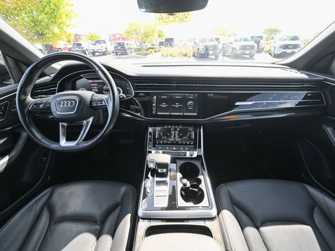 Used 2022 Audi Q8 Premium Plus image 31