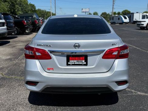 Used 2018 Nissan Sentra SV FWD image 5