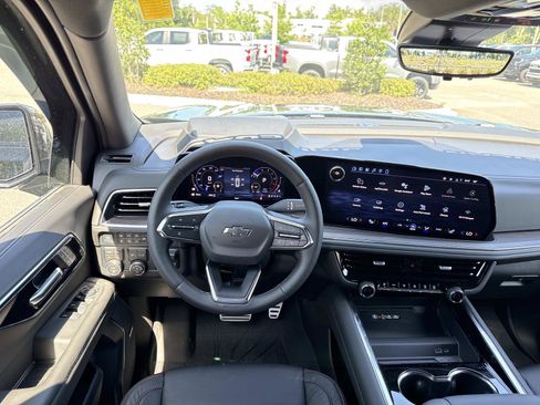 New 2026 Chevrolet Tahoe Z71 w/ Z71 Off-Road Package AWD/4WD image 16