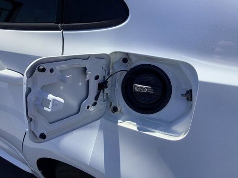 Used 2023 Toyota Corolla LE image 22