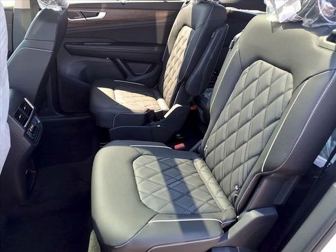 New 2026 Volkswagen Atlas SEL Premium R-Line image 9