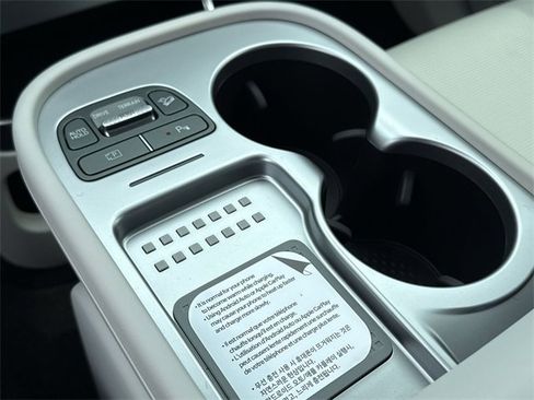 New 2026 Hyundai Ioniq 9 SEL image 20