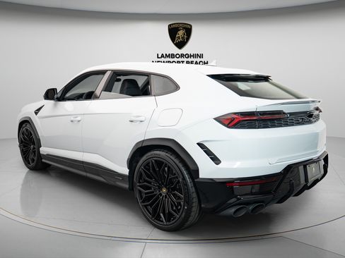 Used 2025 Lamborghini Urus SE AWD/4WD image 4