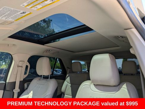 Used 2020 Ford Explorer Platinum w/ Premium Technology Package AWD/4WD image 24