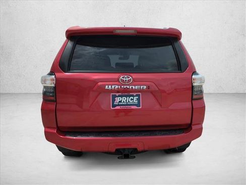 Used 2022 Toyota 4Runner SR5 image 7