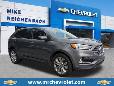 Used 2022 Ford Edge Titanium image 1