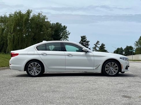 Used 2018 BMW 530i xDrive AWD/4WD image 8