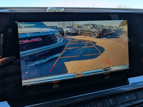 New 2026 GMC Sierra 1500 Elevation image 14