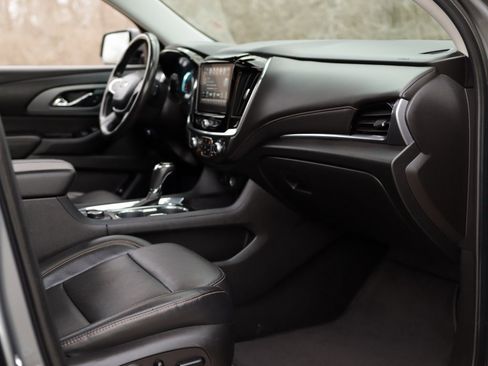 Used 2018 Chevrolet Traverse Premier w/ Driver Confidence II Package image 36