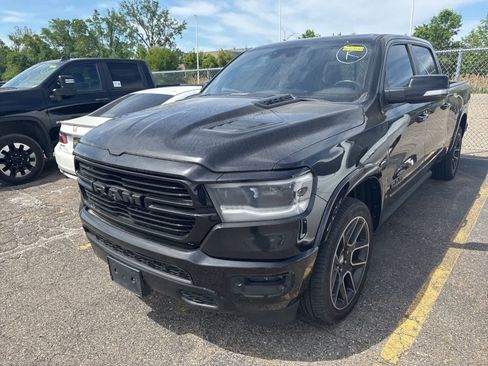 Used 2019 RAM 1500 Laramie AWD/4WD image 17