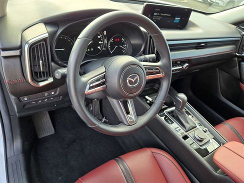 Certified 2025 MAZDA CX-50 2.5 Hybrid w/ Premium Plus Pkg image 13