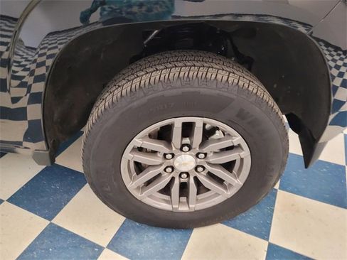 Used 2023 Chevrolet Colorado LT w/ LT Convenience Package II image 15