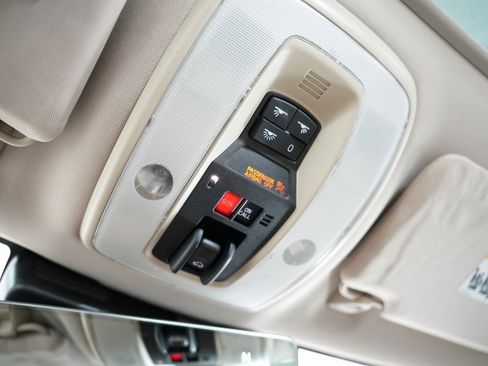 Used 2015 Volvo S60 T5 Platinum image 50