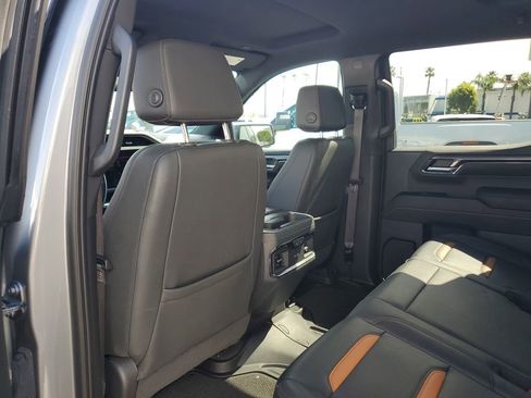 Used 2023 GMC Sierra 1500 AT4 w/ AT4 Preferred Package image 12