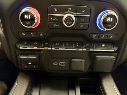 Used 2020 GMC Sierra 1500 SLT w/ SLT Premium Plus Package image 37
