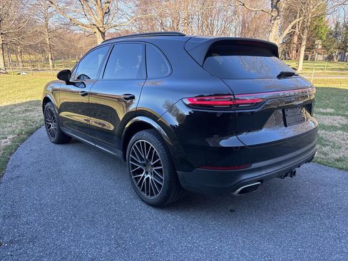 Used 2019 Porsche Cayenne AWD/4WD image 3