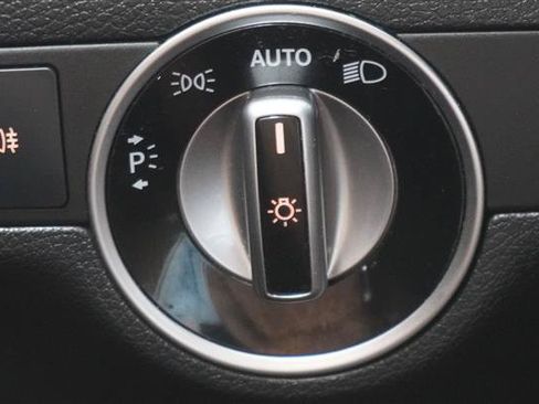 Used 2018 Mercedes-Benz CLA 250 image 20