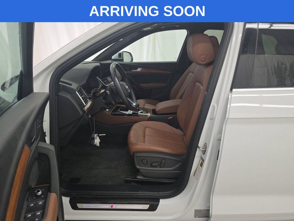 Used 2023 Audi Q5 2.0T Premium Plus w/ Premium Plus Package AWD/4WD image 6