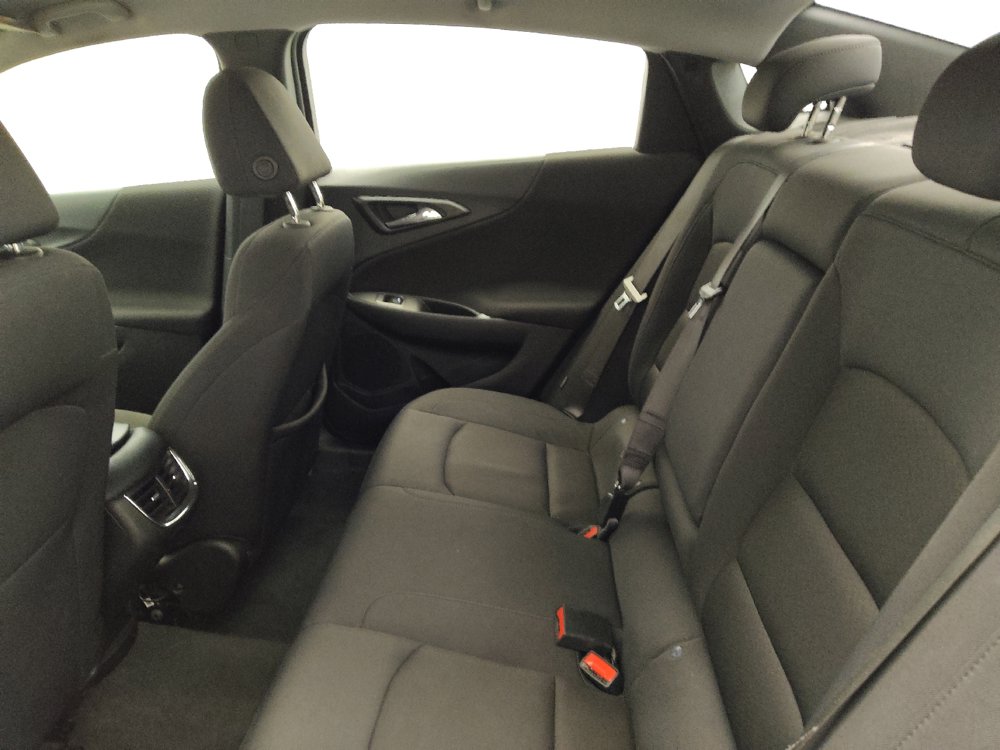 Used 2023 Chevrolet Malibu LT FWD image 18