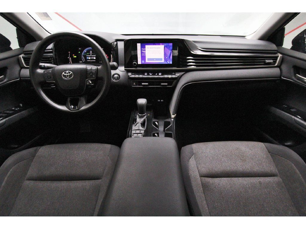 Used 2025 Toyota Camry LE FWD image 9