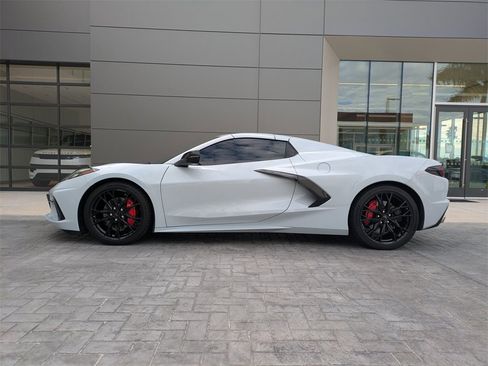 Used 2023 Chevrolet Corvette Stingray Preferred Conv w/ 2LT image 6