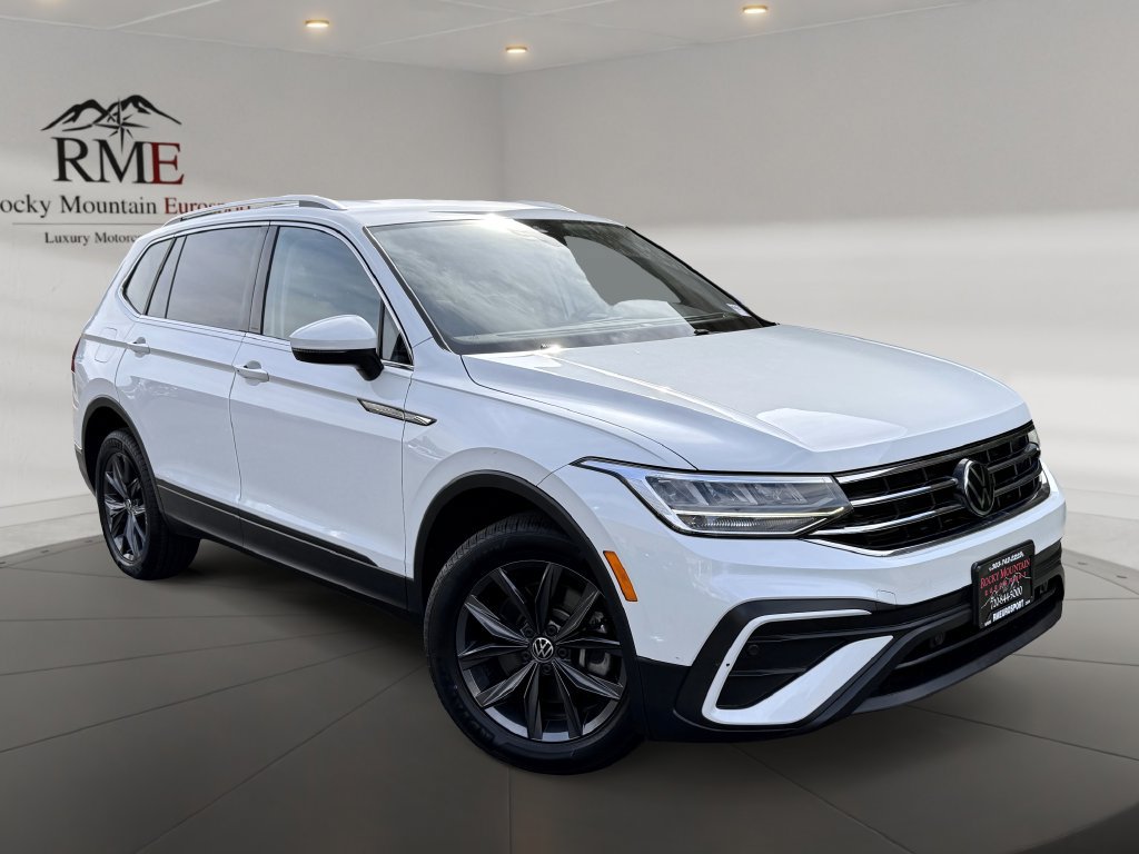 Used 2023 Volkswagen Tiguan SE AWD/4WD image 1