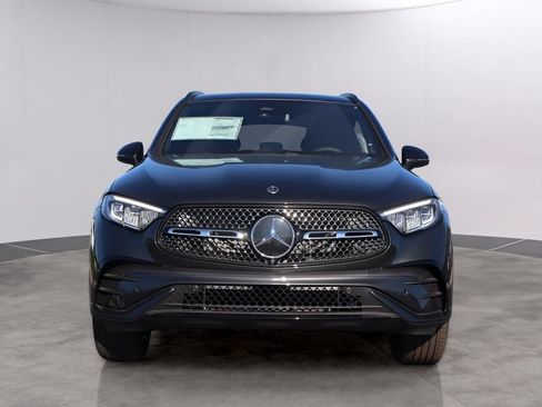 Used 2026 Mercedes-Benz GLC 300 4MATIC image 2