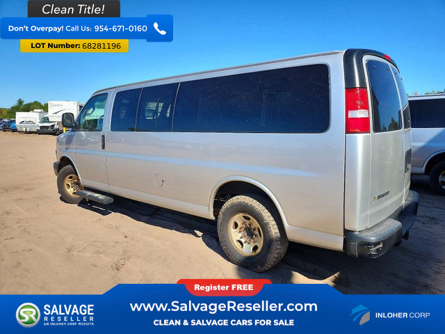 Used 2021 Chevrolet Express 3500 LS RWD image 3
