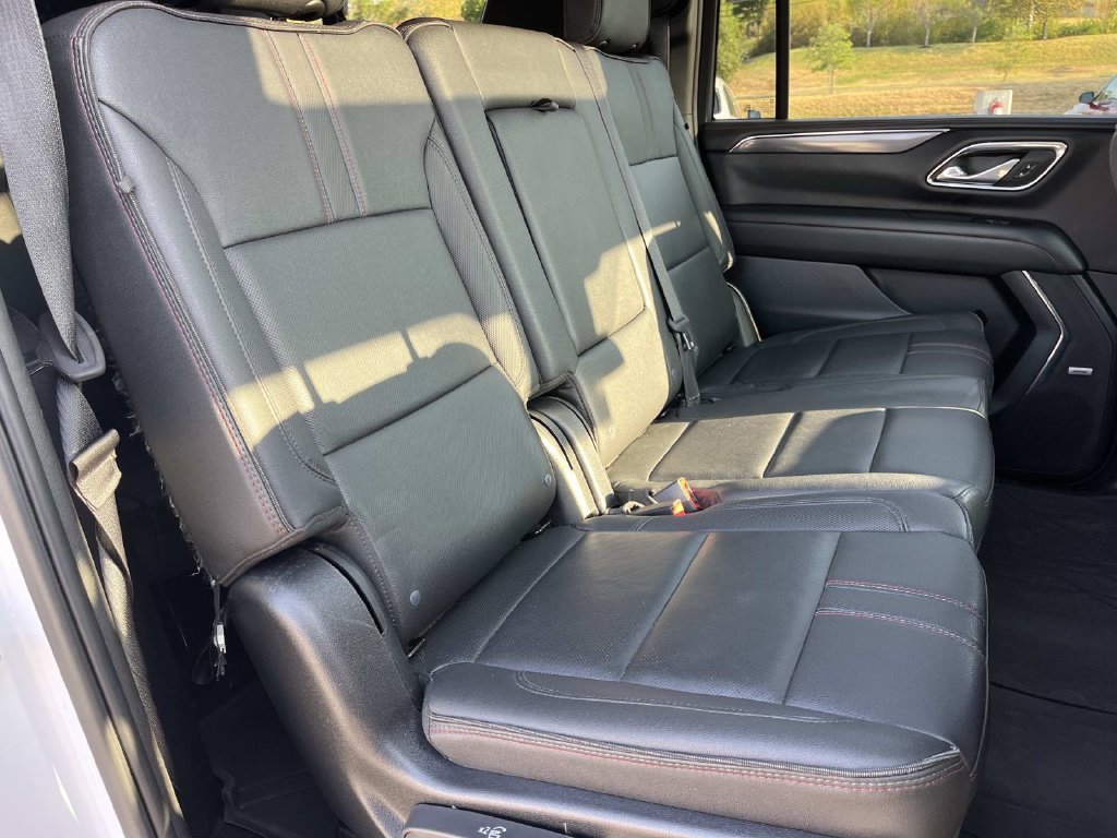 Used 2023 Chevrolet Suburban RST w/ Sport Performance Package AWD/4WD image 30