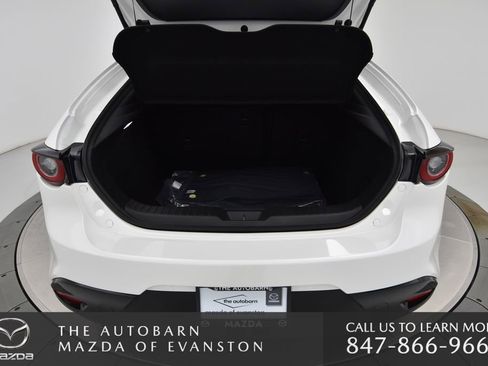 New 2026 MAZDA MAZDA3 2.5 S Hatchback w/ Premium Pkg image 39