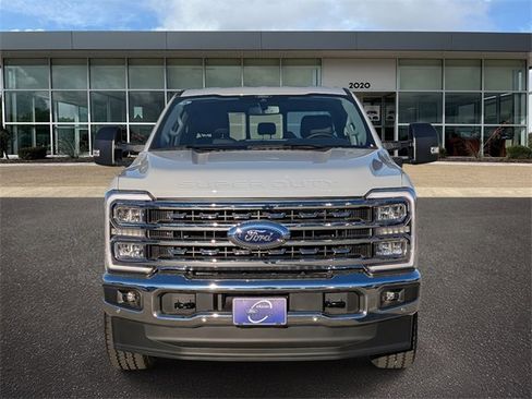New 2026 Ford F250 Lariat w/ Lariat Premium Package image 2