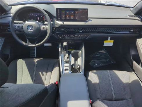 Certified 2025 Honda Accord Sport image 11