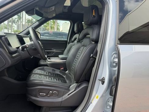 Used 2025 Rivian R1S Adventure AWD/4WD image 12