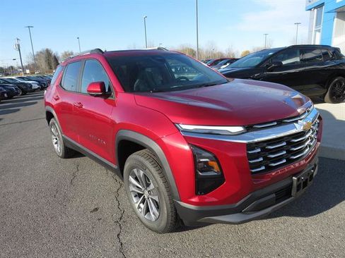 New 2026 Chevrolet Equinox LT w/ Convenience Package II image 2