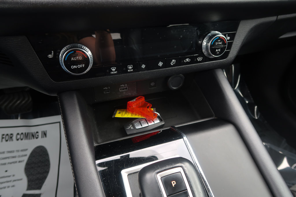 Used 2024 Mitsubishi Outlander AWD image 30