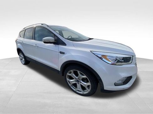 Used 2019 Ford Escape Titanium AWD/4WD image 13