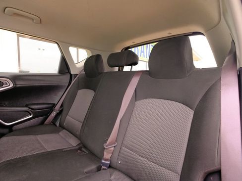 Used 2023 Kia Soul LX w/ LX Technology Package image 31