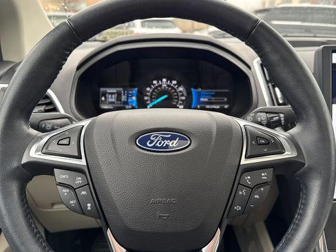 Used 2023 Ford Edge Titanium w/ Equipment Group 301A image 23